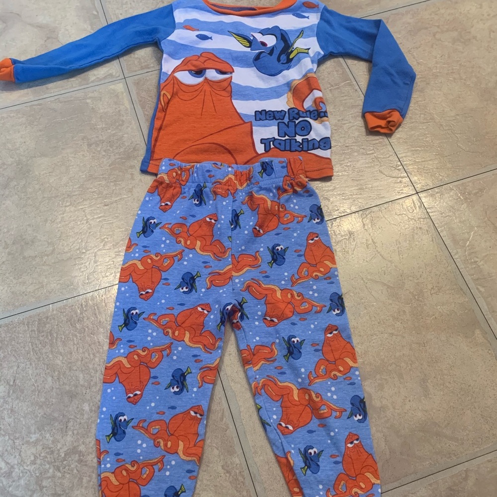 NWOT pajama set